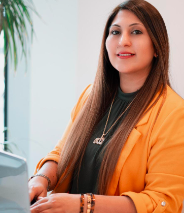 Home Dr. Javaria Zahra